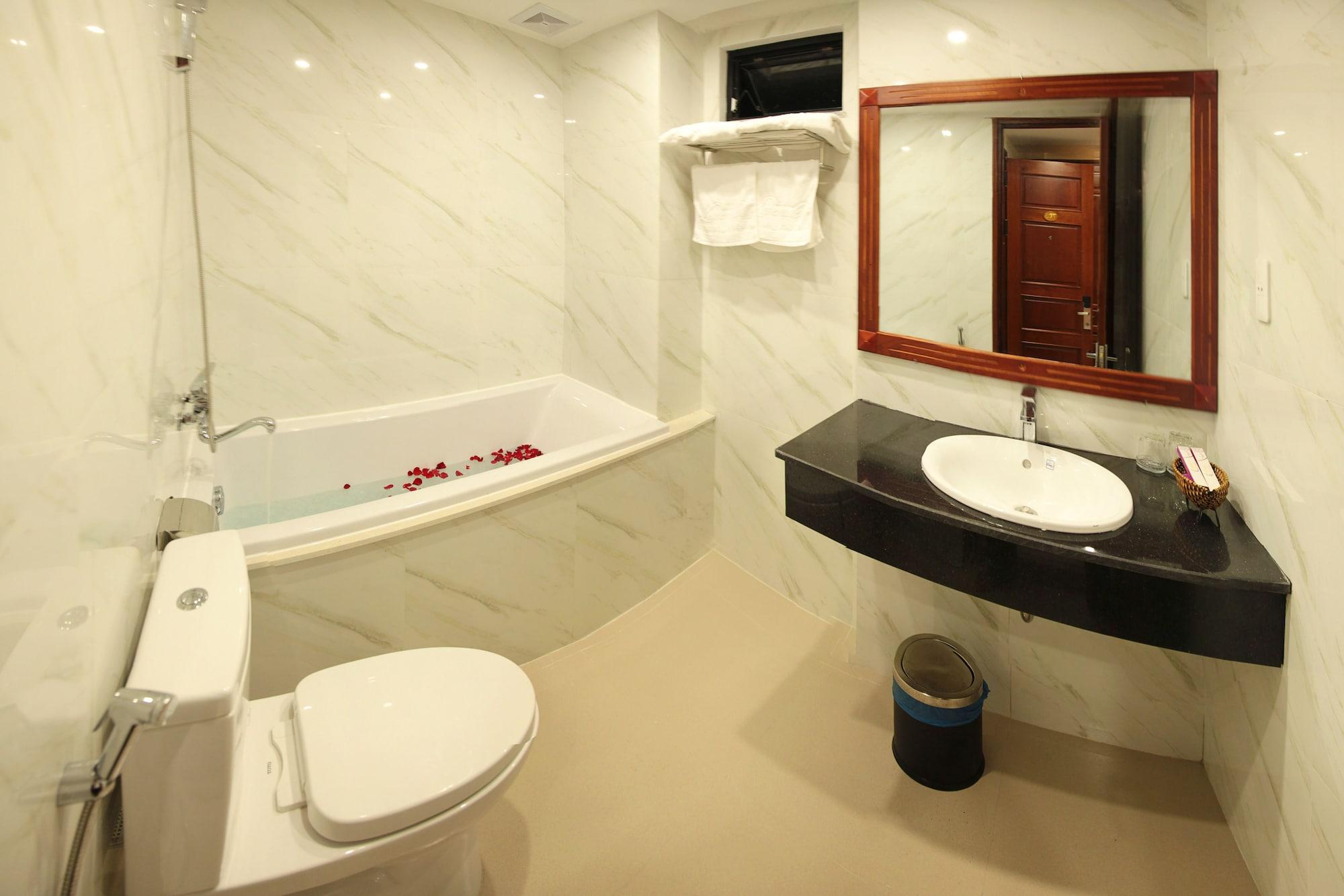 Lavender Danang Hotel Екстериор снимка