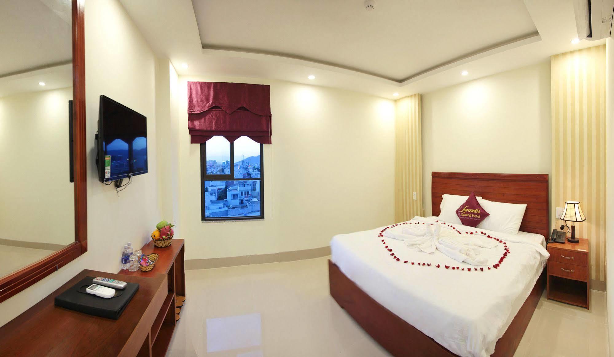 Lavender Danang Hotel Екстериор снимка