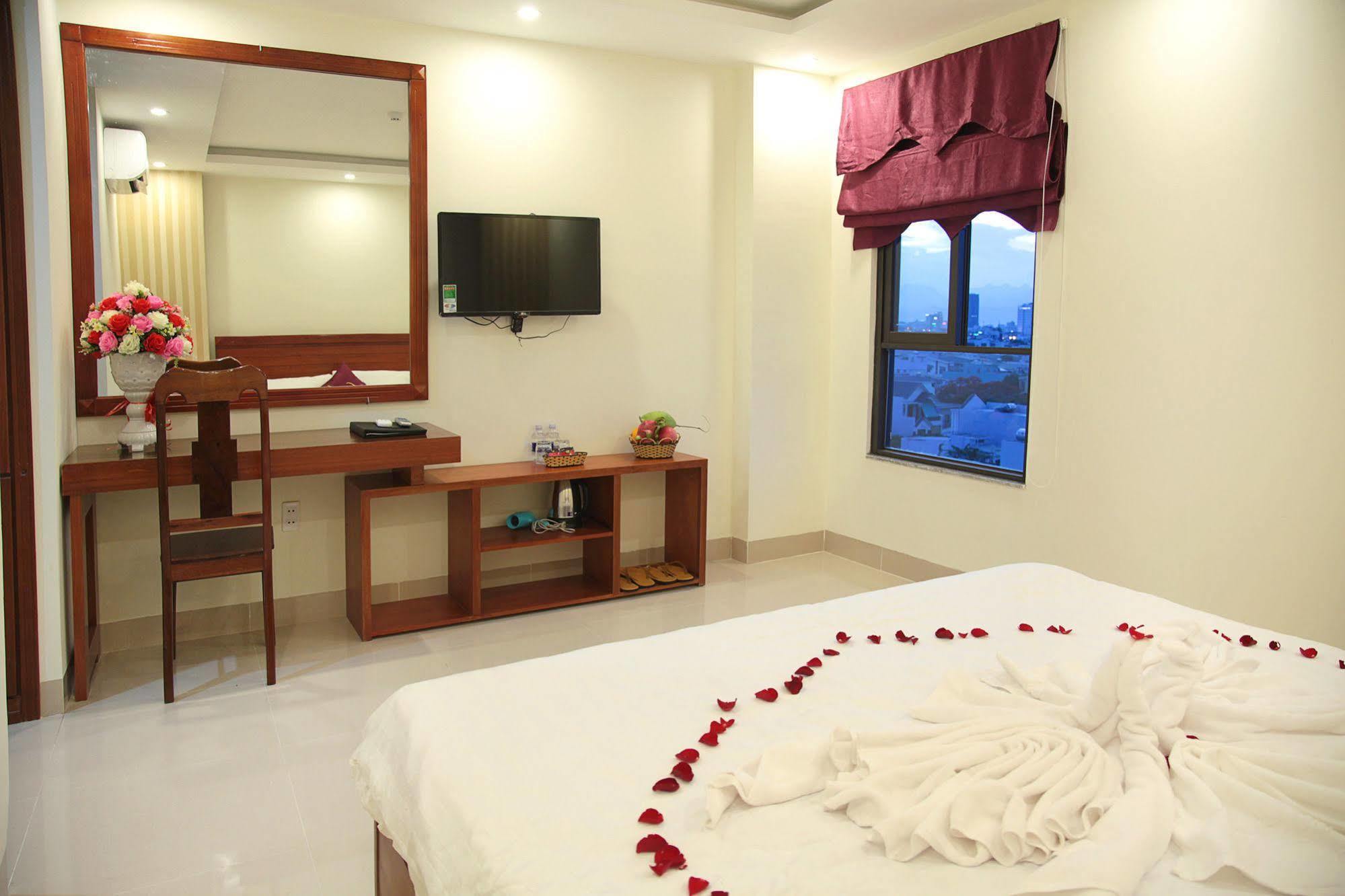 Lavender Danang Hotel Екстериор снимка
